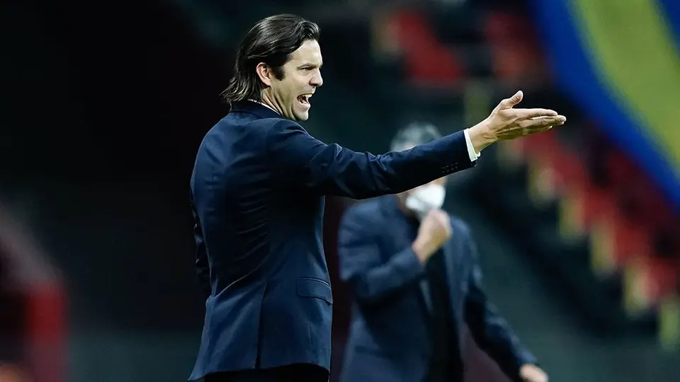 Santiago Solari: 'Naveda tiene personalidad y el futbol le debía el gol'