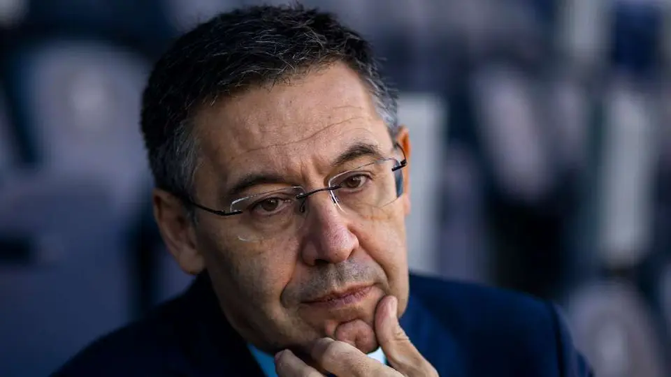 Bartomeu: Acudió a votar en elecciones del Barcelona e hizo su primera aparición pública