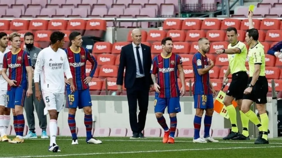 Barcelona vs Real Madrid: El Barca solicitará los audios del VAR por polémica en el penal
