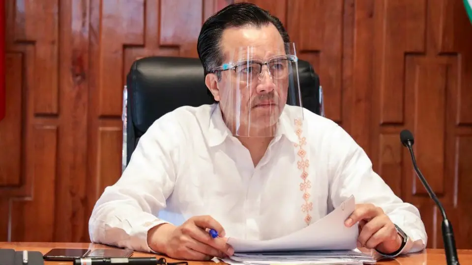 Gobernador de Veracruz, comparado con Andrea Legarreta por respuestas sobre el Covid-19