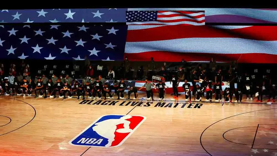 NBA: Trump considera vergonzoso que los jugadores no respeten la bandera de Estados Unidos