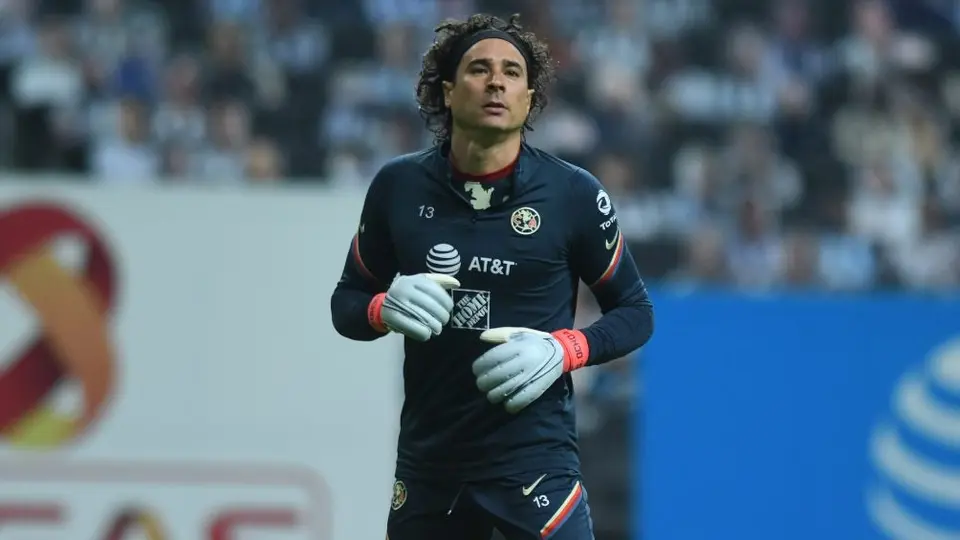 América: Benedetti, Ochoa y Sánchez, con síntomas leves tras dar positivo por Covid-19