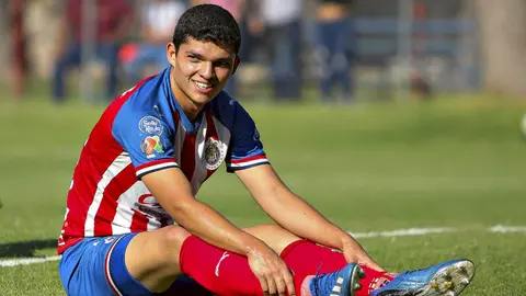 Chivas: El Rebaño Sagrado debuta jóvenes debido a ausencias por Coronavirus