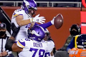 NFL: Minnesota Vikings derrotaron a los Chicago Bears que siguen a la baja