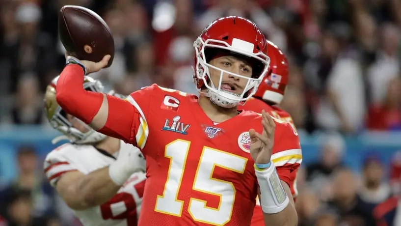 Mahomes: Chiefs le prohibió algunas actividades tras firmar contrato multimillonario