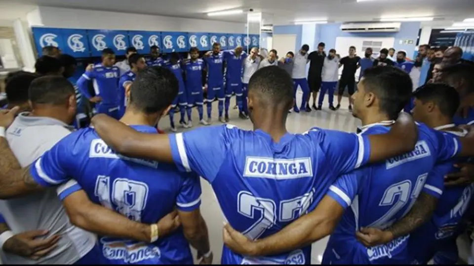 Covid-19: Se suspendió partido de segunda división en Brasil por nuevo brote