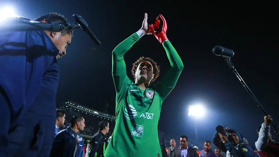 Guillermo Ochoa: Cumple 35 años de edad y se mantiene en la élite