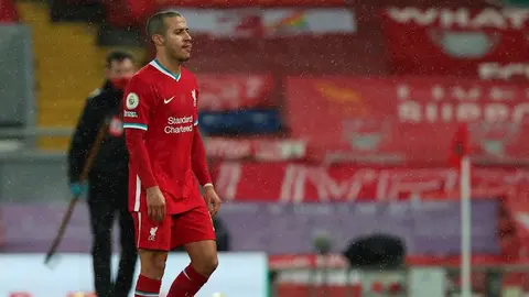 Premier League: Liverpool no pudo con el Brighton y se aleja de la cima
