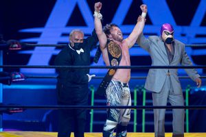 Kenny Omega tras retener Megacampeonato de AAA: 'Soy el mejor del momento'