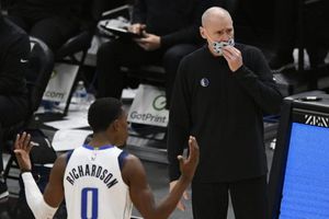 Adam Silver: 'NBA discute la posibilidad de vacunar a sus miembros contra Covid-19'