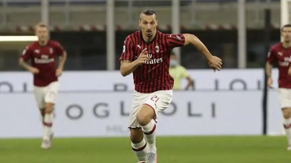 Milan: Stefano Pioli elogió a Zlatan, cuya continuidad se decide en agosto