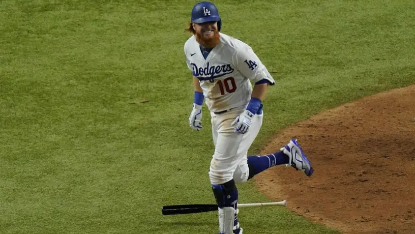 Dodgers: Justin Turner fue informado a medio partido de su positivo por Coronavirus