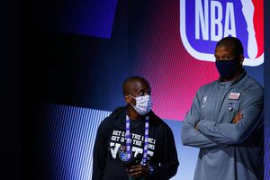 Jugadores de NBA acordaron reanudar los Playoffs tras boicot