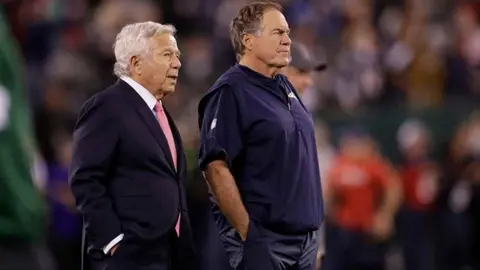 NFL: Patriots, Robert Kraft y 'el negocio' de la agencia libre