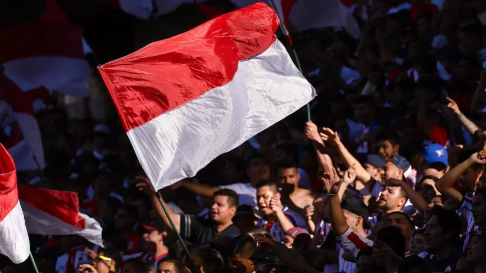 Chivas: Mensajes de apoyo de la afición en redes decoraron pasillos del Akron