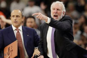 NBA: Coach de San Antonio Spurs llamó a no votar por Donald Trump