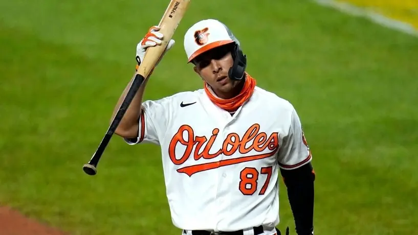 MLB: Ramón Urías conectó su primer home run en las Mayores