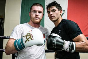 Video: Canelo Álvarez festejó triunfo de Ryan García cantando 'El Rey'