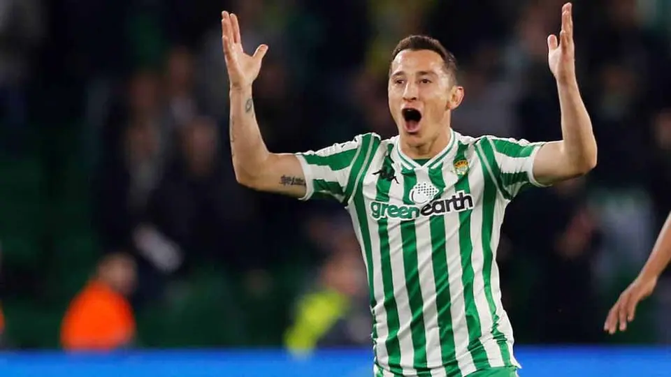Andrés Guardado y Sandra de la Vega celebran el bautizo de su hija Catalina
