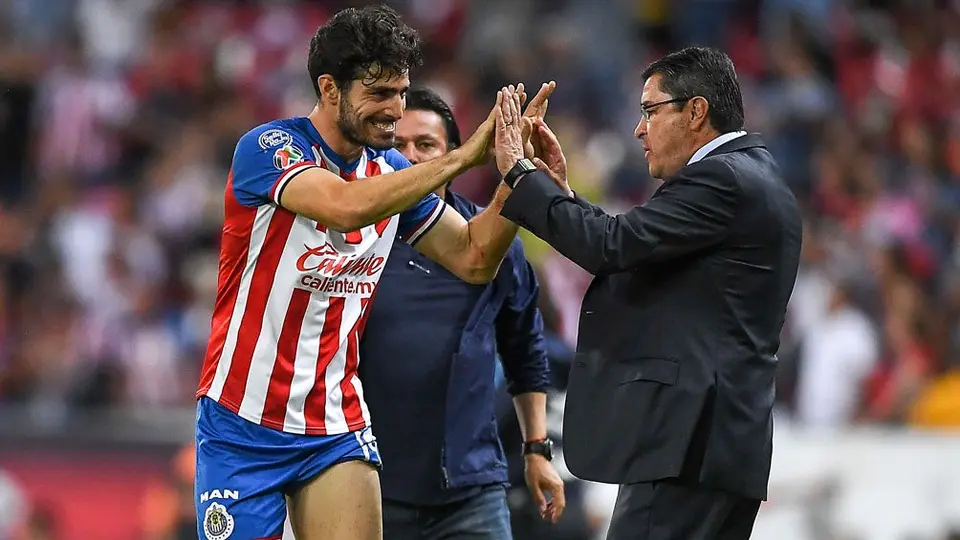 Chivas: Jugadores dedicarán el Clásico Nacional a Luis Fernando Tena
