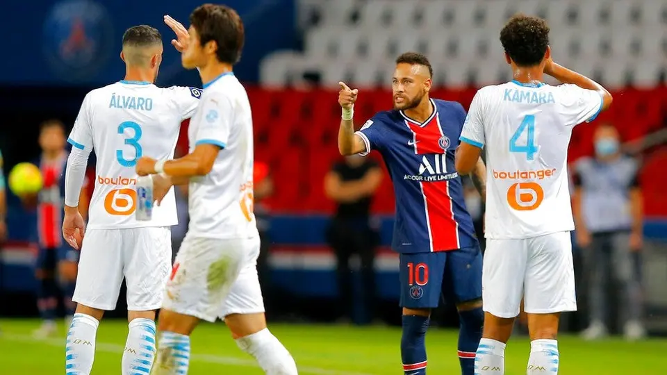 Neymar a Álvaro González: 'No eres hombre para asumir tu error'