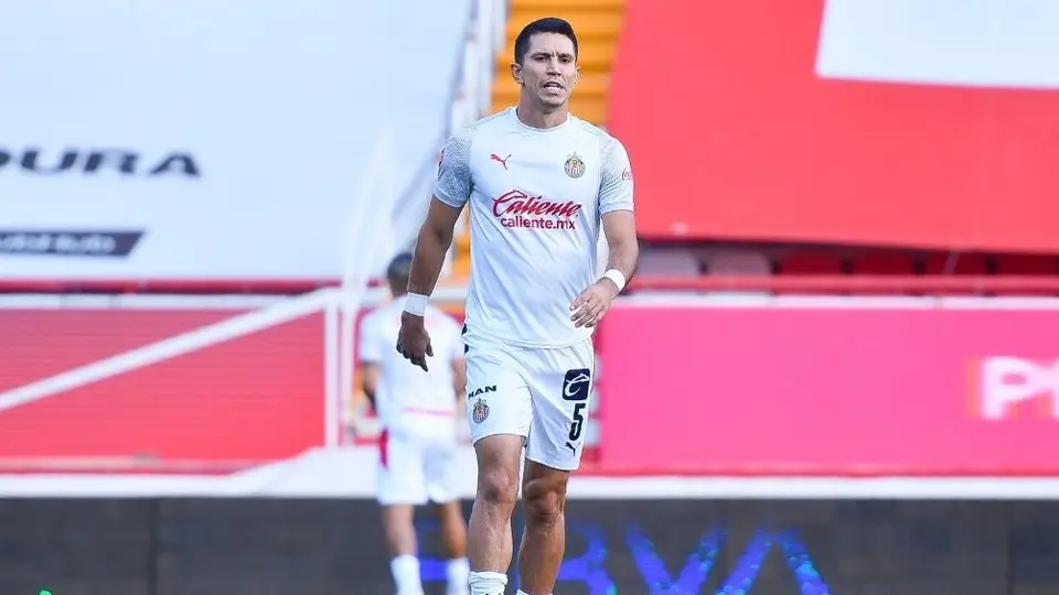 Chivas: Jesús Molina volvió a la titularidad con el Rebaño