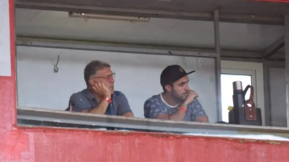 Tata Martino: Acudió al estadio de Newell's Old Boys en Argentina