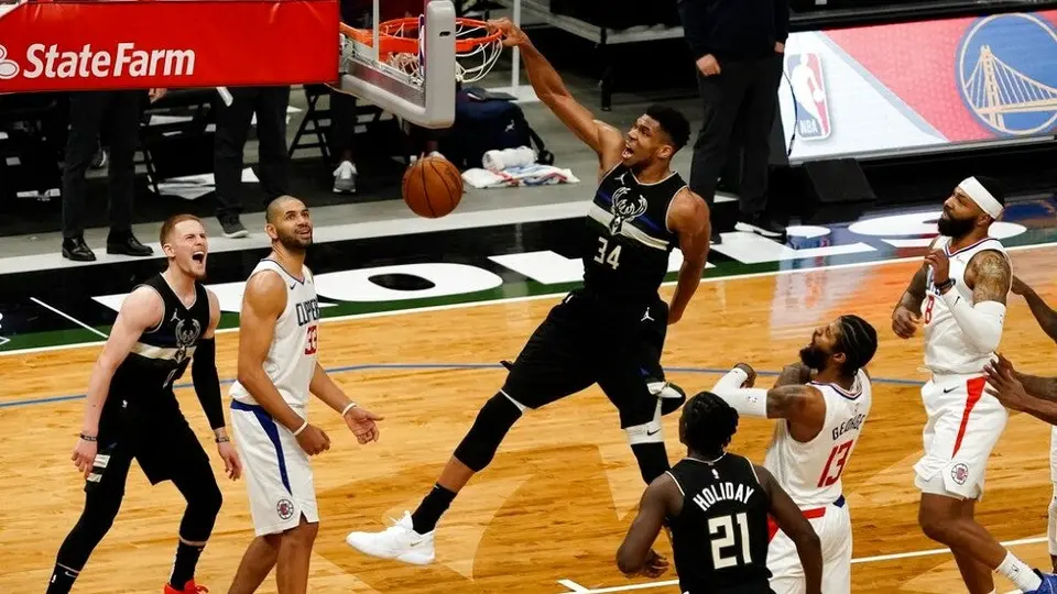 NBA: Antetokounmpo lidera remontada de Bucks sobre Clippers