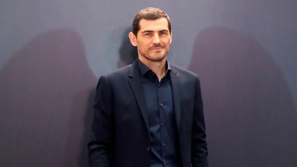Iker Casillas: ’Me ponía una gorra y viajaba en metro con fanáticos del Real Madrid’