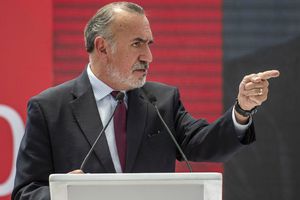 Felipe Muñoz: El medallista olímpico quiere cambiar los estatutos de la FMN