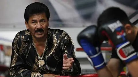 Box: Padre de Leo Santa Cruz, nombrado 'Campeón de la Vida' por el CMB