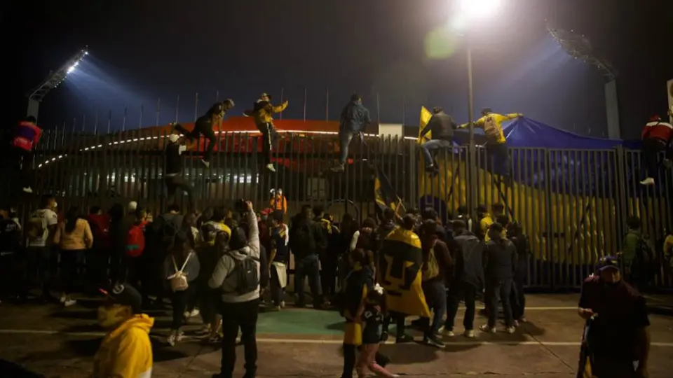 Pumas: Afición felina se reunió a las afueras de CU para alentar previo a la Final vs León
