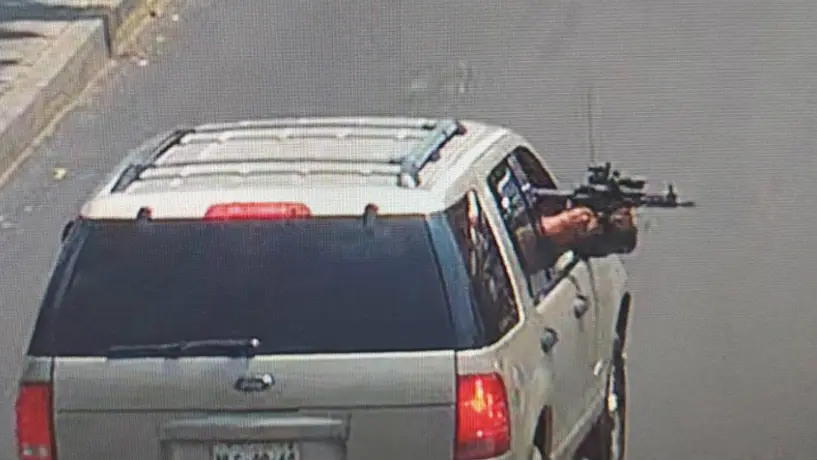 Video: Grupo armado disparó desde una camioneta a personas en Iztapalapa