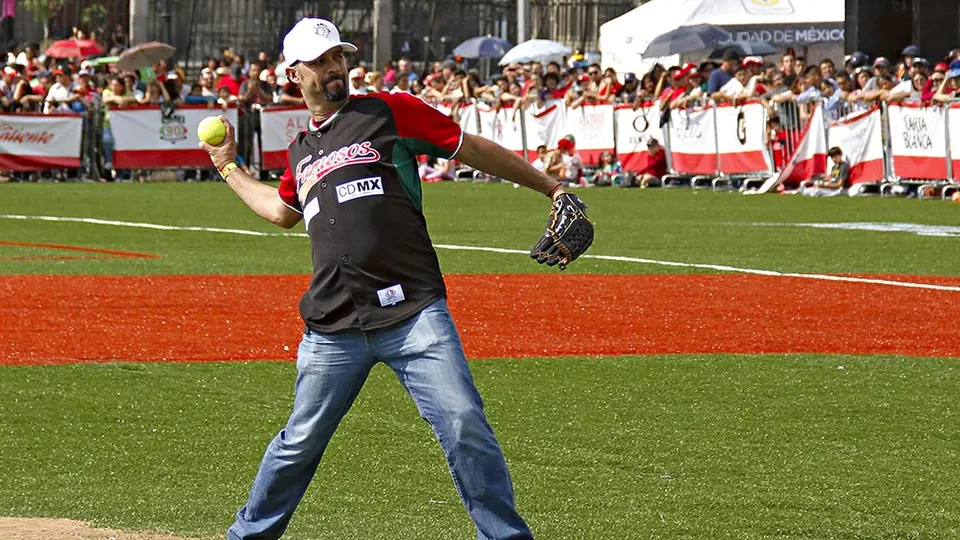 Esteban Loaiza, preocupado porque tuvo contacto con un preso con Covid-19