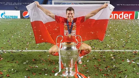 Robert Lewandowski: Elegido mejor deportista del año por la prensa polaca