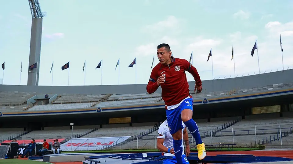 Cruz Azul: Cata Domínguez se enganchó con aficionado que le pidió no "venderse" en la Final