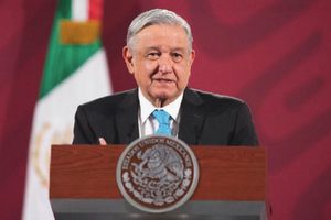 AMLO: Anunció que será el único vocero del caso Cienfuegos
