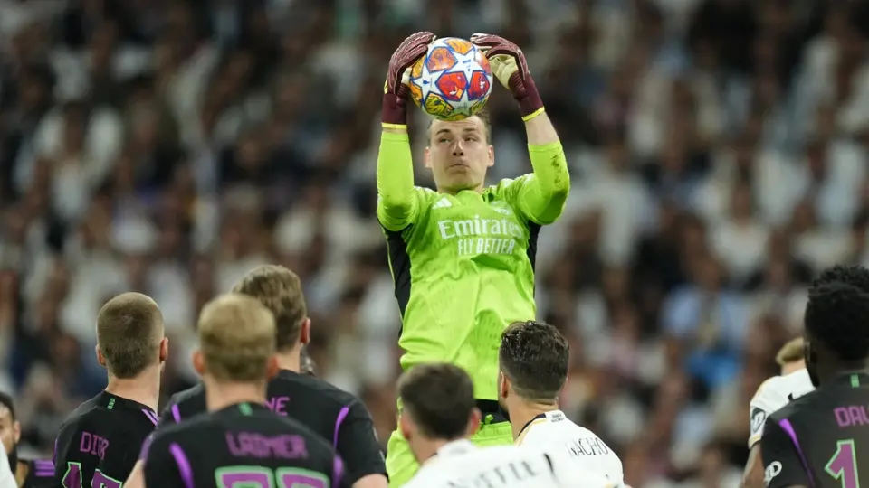 Andriy Lunin con Real Madrid en la Champions League | AP