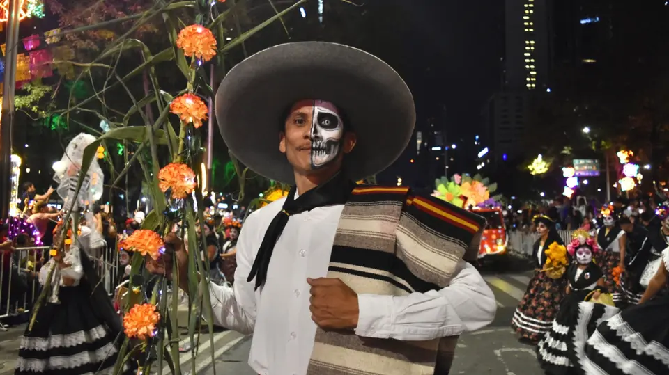 La Mega Procesión de las Catrinas tendrá como destino el Zócalo de la Ciudad de México. / @turismocdmx