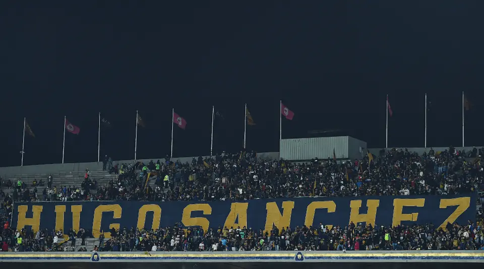 Pumas ya tiene listo el tifo para Hugo Sánchez y su 50 aniversario | MEXSPORT