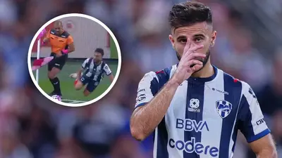 ¡El blooper del día! Diego Rossi tropieza con el árbitro asistente en un córner