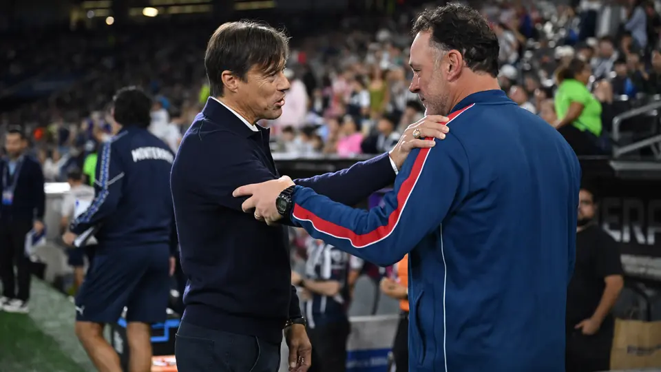 ¡Querido por los equipos rayados! Almeyda es ovacionado en el Monterrey vs Chivas