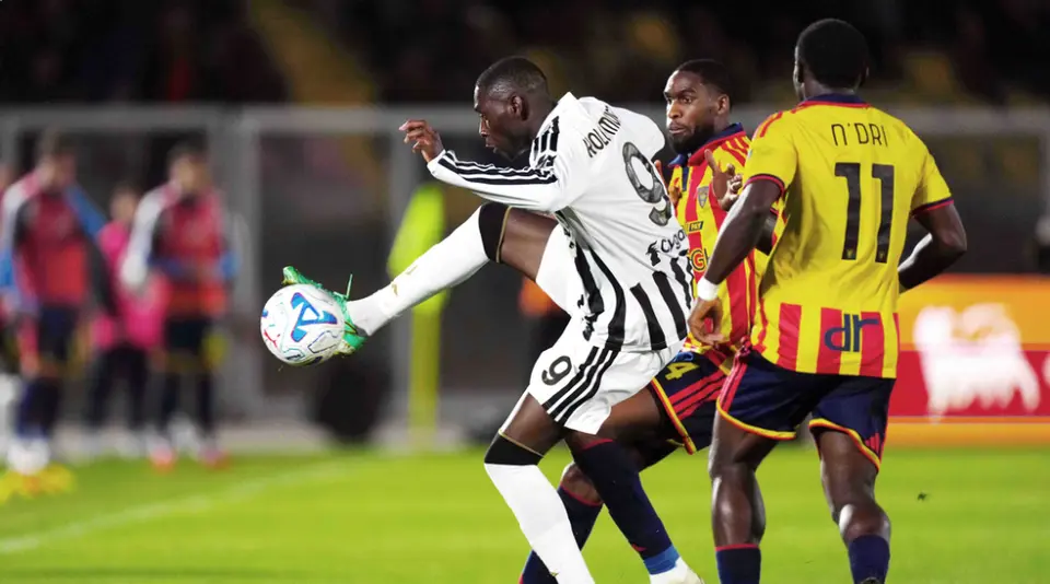 Juventus consigue una importante victoria ante Lecce | AP