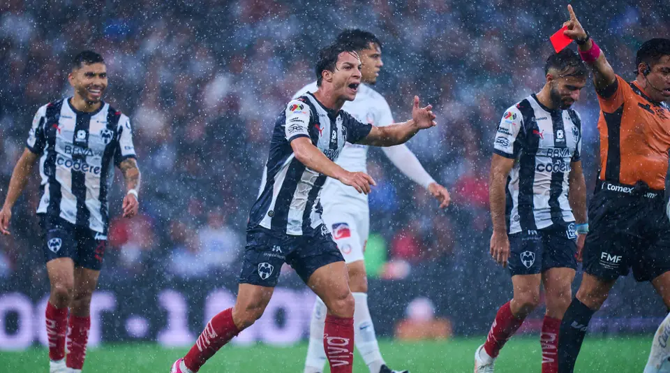 Rayados de Monterrey acabo con dos expulsados ante Chivas | MEXSPORT