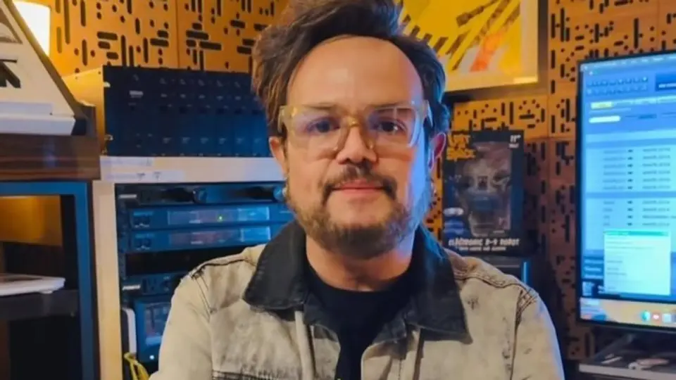VIDEO: Aleks Syntek revela por qué querían internarlo en una clínica tras su concierto del 15 de septiembre