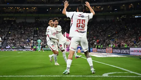 ¡El Gigante es rojiblanco! Chivas mantiene paternidad en casa de Rayados