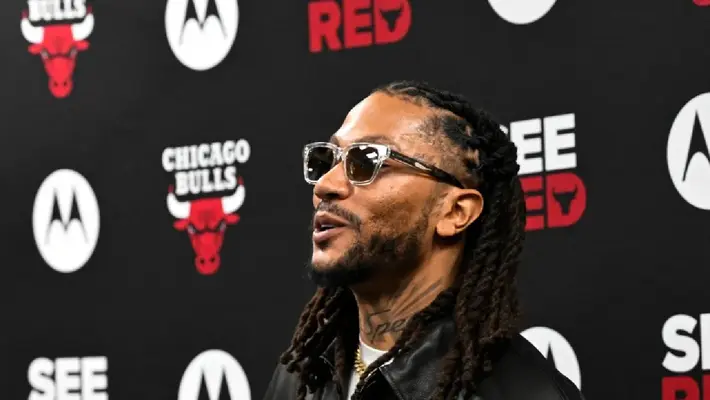 “And when I'm back in Chicago, I feel it”: Bulls retiran el número de Derrick Rose