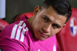 ¡Malagón a la banca! Jardine prefiera a Rodolfo Cota en juego ante Gallos