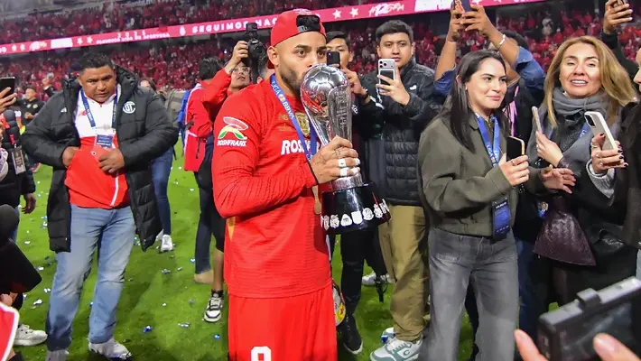 Tiembla la Liga MX: Alexis Vega presume recuperación