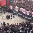 "Están matando al Sevilla": 'Funeral' marca la protesta masiva contra la directiva del club andaluz